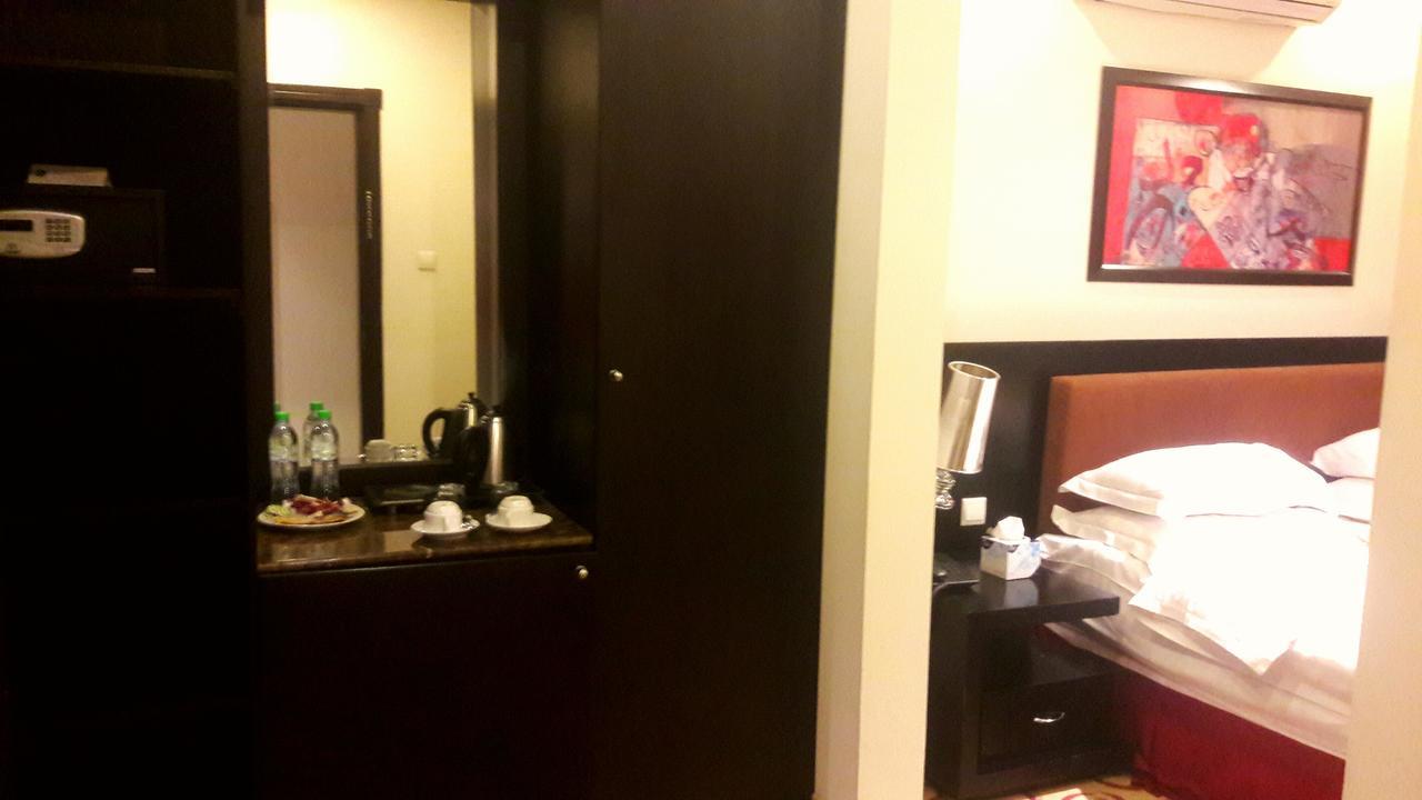 Rose Garden Hotel Rijad Zewnętrze zdjęcie