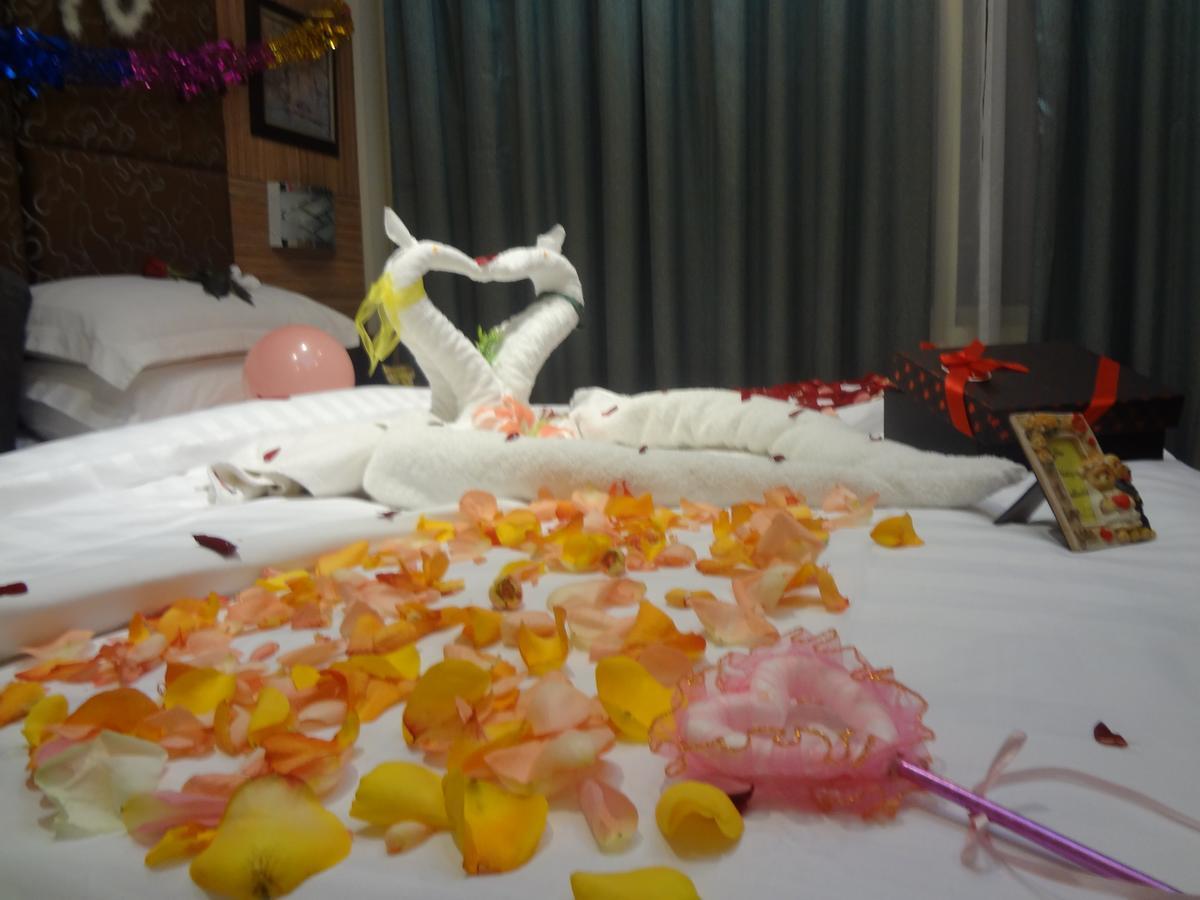 Rose Garden Hotel Rijad Zewnętrze zdjęcie